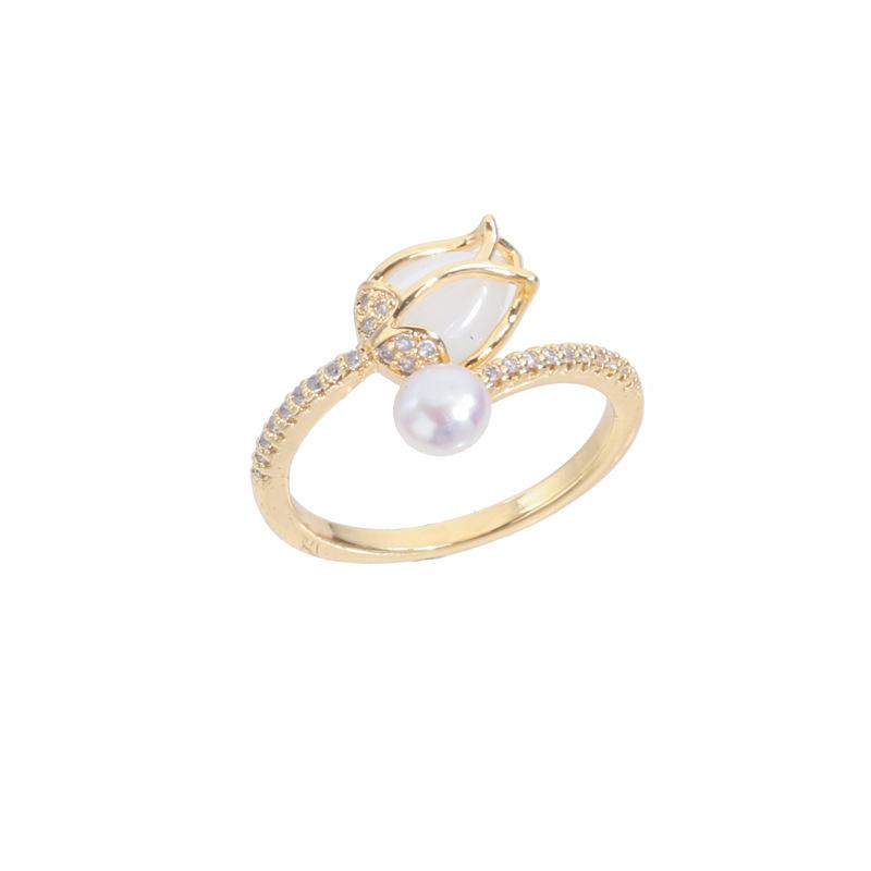 Anillo Tulipán Blanco Elegante